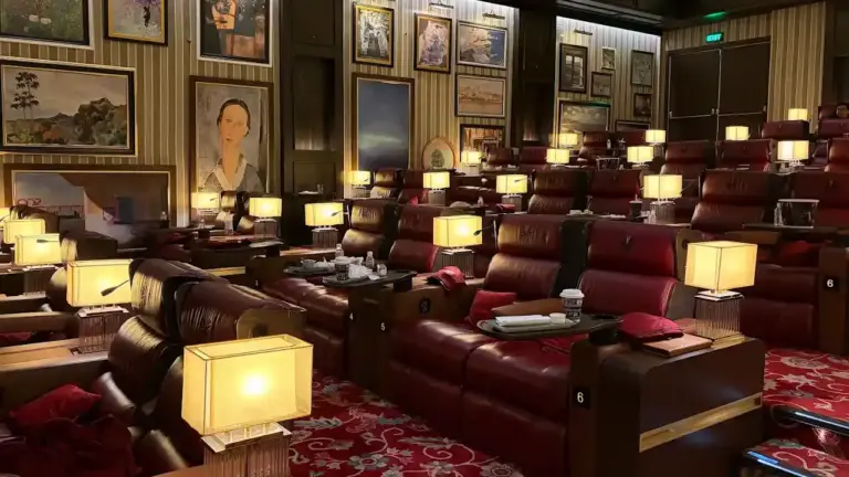 PVR Directors Cut, Forum Rex Walk