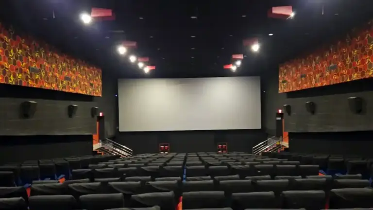 Sri Hari Theatre Pattabiram